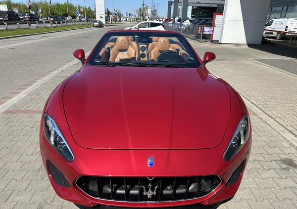 Maserati GranCabrio cena 330000 przebieg: 25600, rok produkcji 2018 z Warszawa małe 211